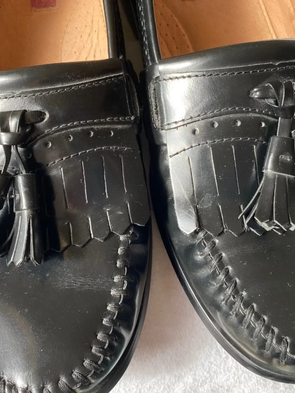 G.H. Bass & Co. Weejuns Black Tassel Loafers Kiltie Men's Size 12
